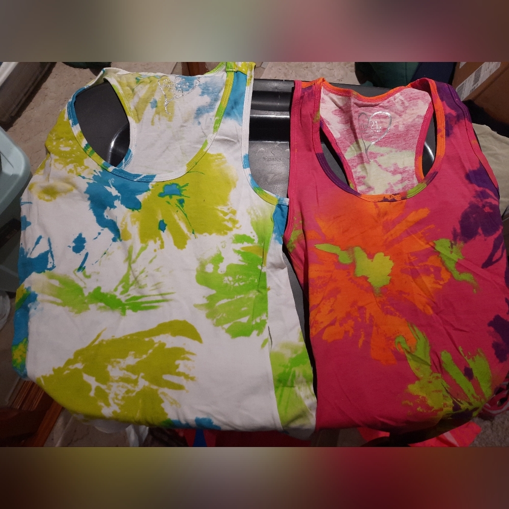 Womens tank tops